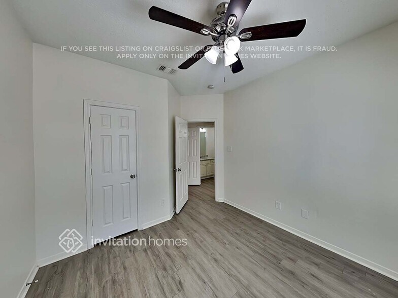 Building Photo - 22826 Tara Way Dr
