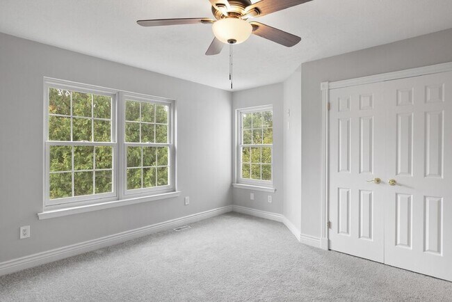 Building Photo - 2258 N Tollgate Cir