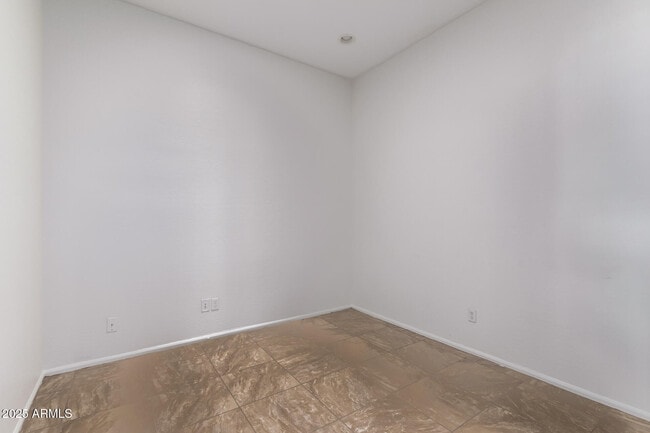 Building Photo - 12429 W Pima St