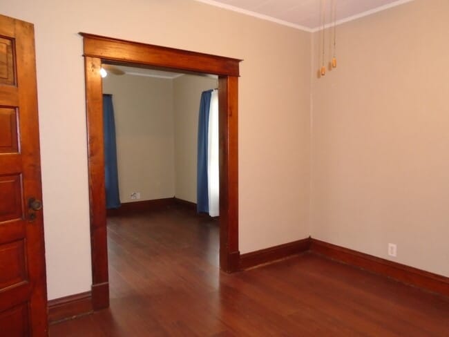 Building Photo - 805 Green St