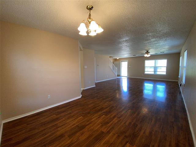 Building Photo - 313 Willow Oak Dr