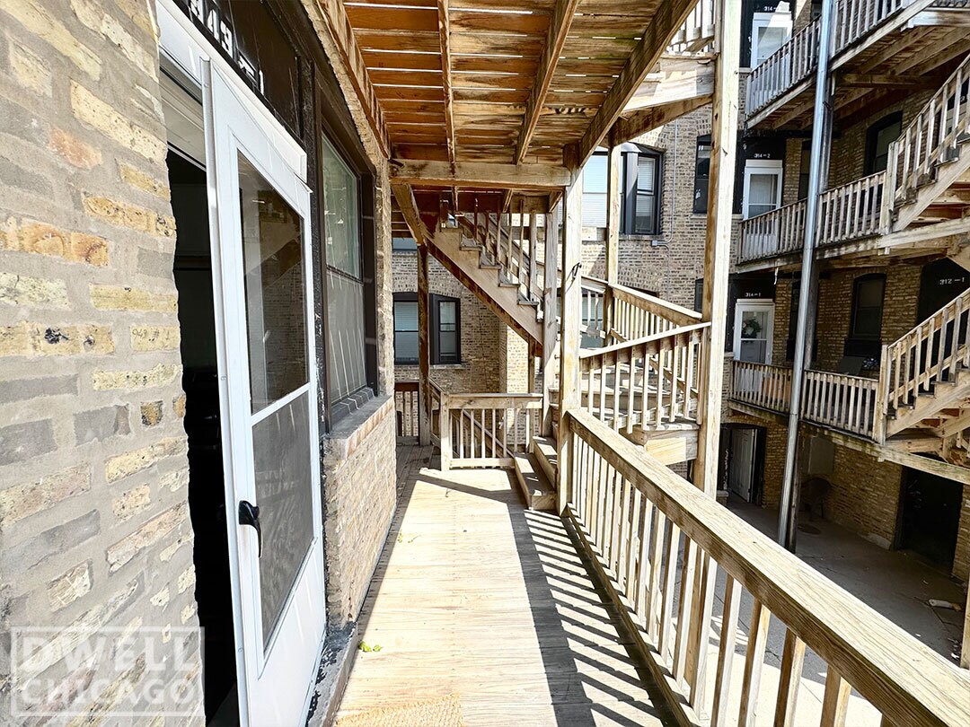 Building Photo - 920 Judson Ave