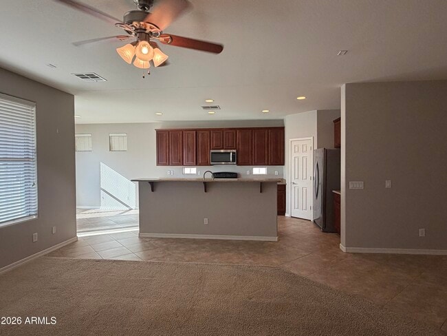 Building Photo - 15569 W Montecito Ave