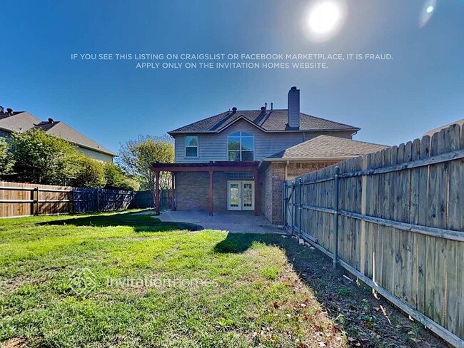 Building Photo - 1804 Lacey Oak Ln