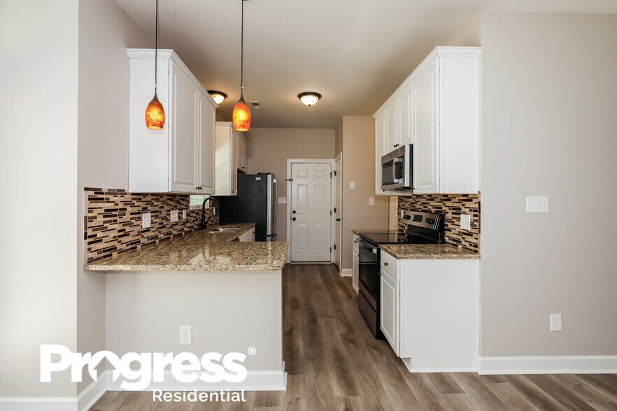 Building Photo - 7425 Heronwood Ln