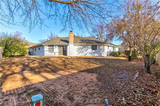 Building Photo - 3413 Choctaw Dr