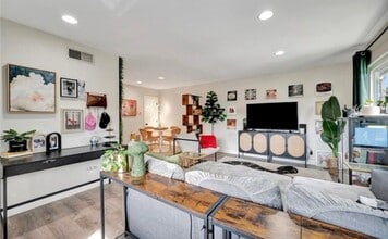 Building Photo - 12115 Wintergreen Dr