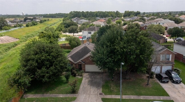 Building Photo - 1103 Sun Prairie Dr