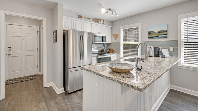 Building Photo - 366 Masters Dr