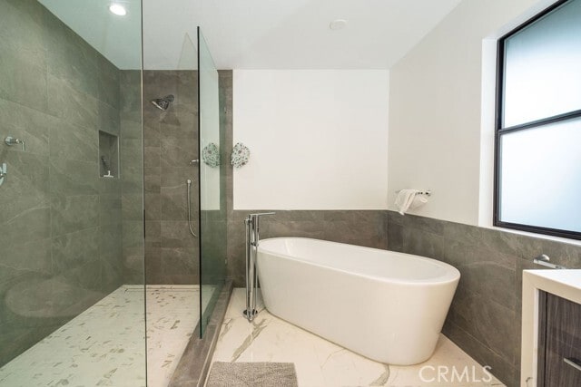 Building Photo - 288 St Albans Ave