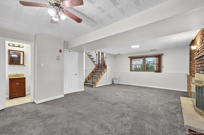 Building Photo - 8 Badami Dr