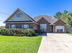 Building Photo - Located near Fairhope Walmart and Aldi!