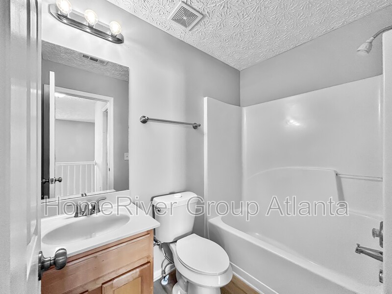 Building Photo - 206 Ilex Dr
