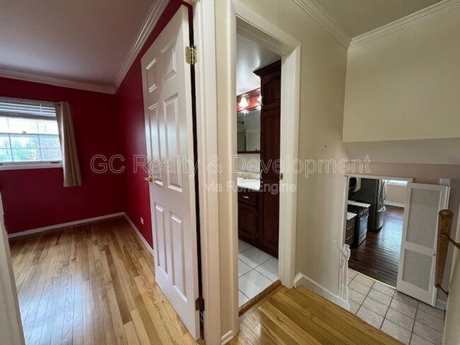 Building Photo - 1540 Edgefield Ln