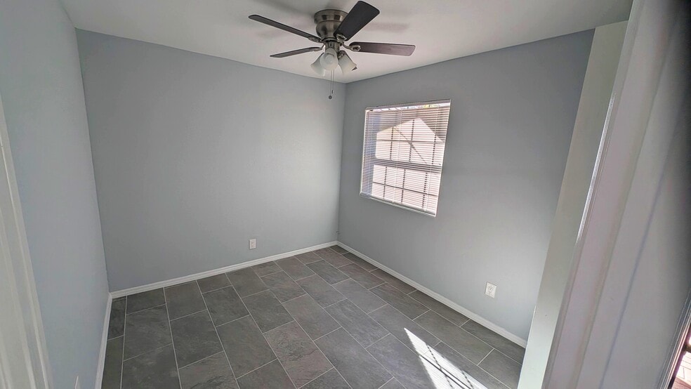 Building Photo - 1801 Cortez St