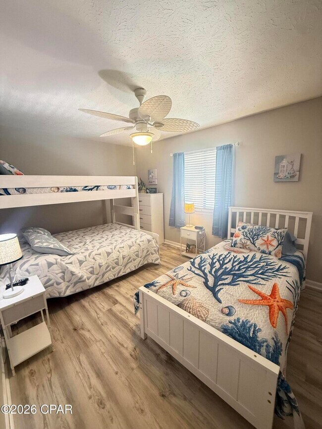 Building Photo - 218 White Sandy Dr