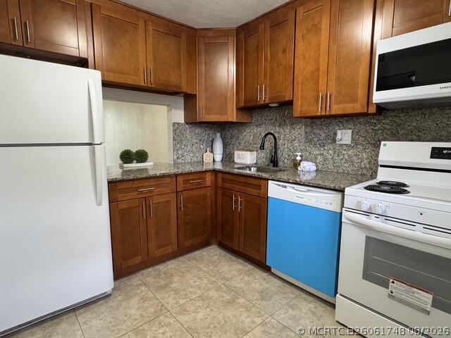 Building Photo - 8411 Lagos De Campo Blvd