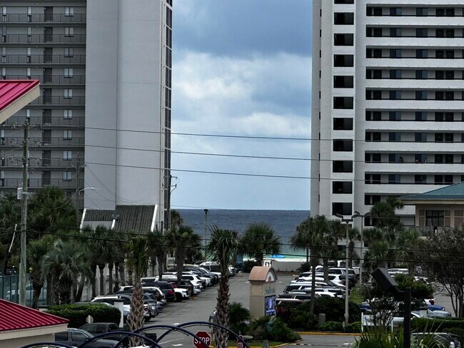 Building Photo - 4000 Gulf Terrace Dr
