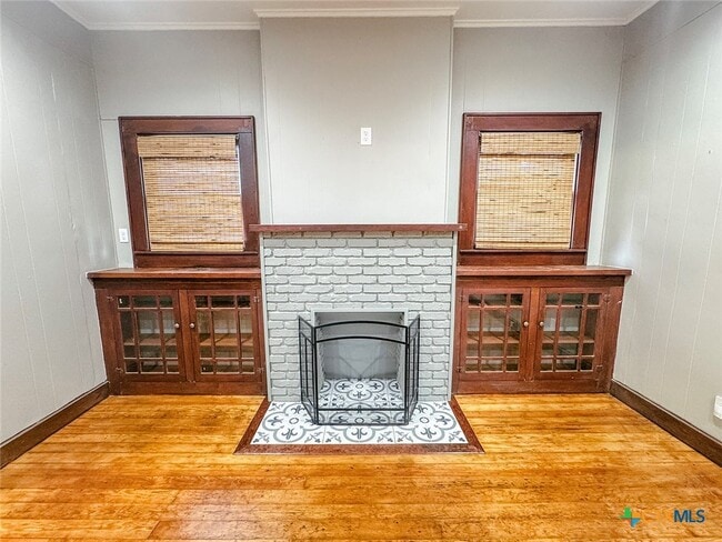 Building Photo - 507 W Brazos St
