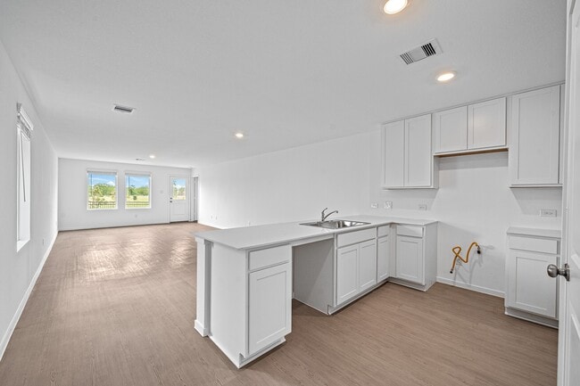 Building Photo - 3084 Sunset Glory Dr