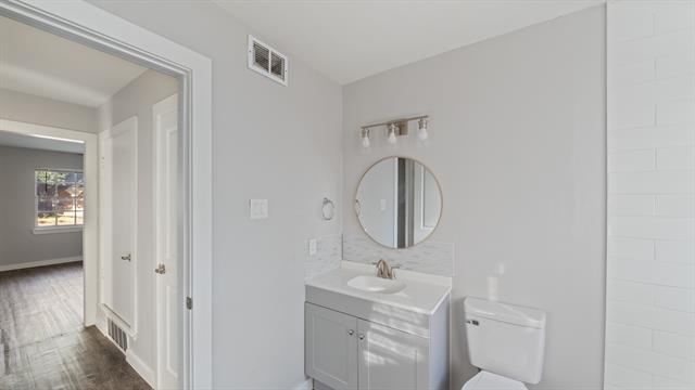 Building Photo - 2717 Patricia Ln