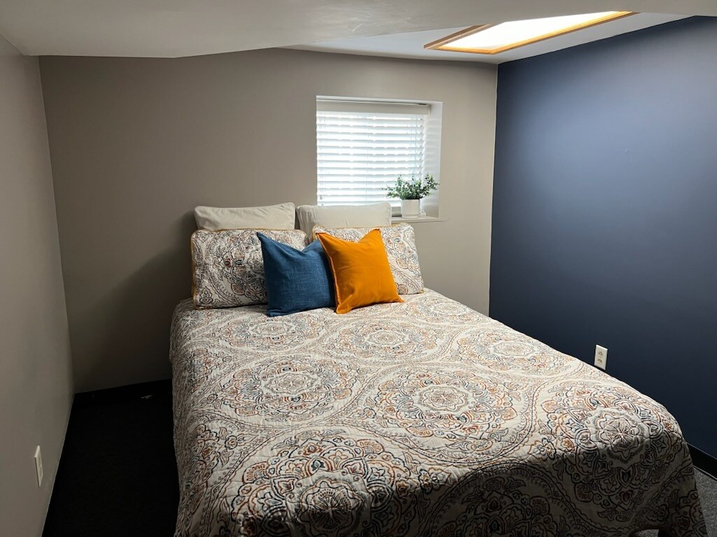 Building Photo - 4818 N Moody Ave