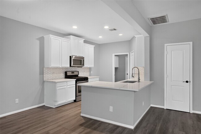 Building Photo - 7611 Dragon Pearls Ln