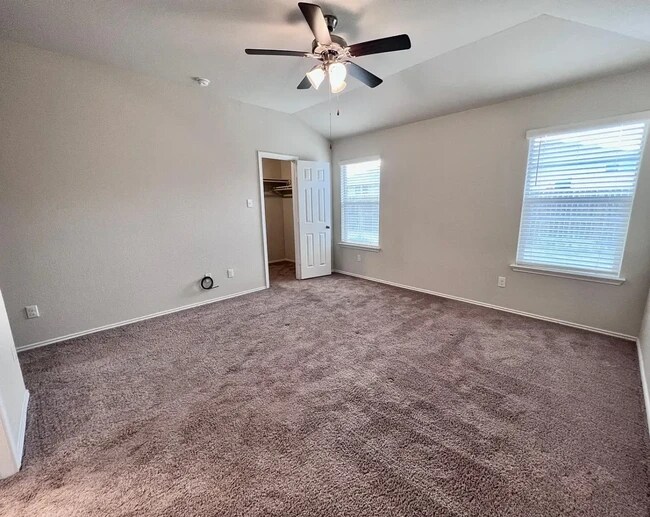 Building Photo - 6320 Dorothy Muree Dr