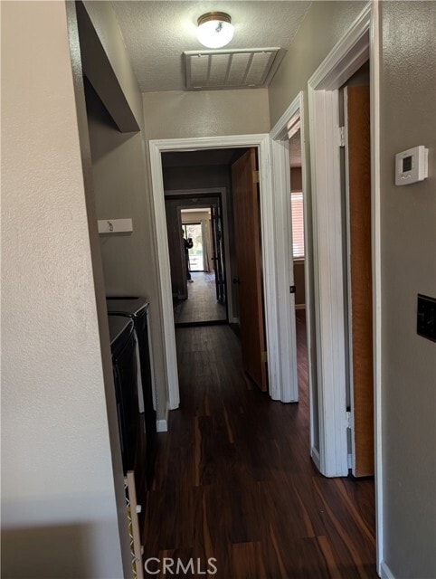 Building Photo - 27535 Lakeview Dr