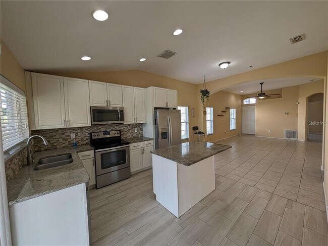 Building Photo - 13940 Corrine Key Pl