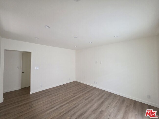 Building Photo - 2908 141st Pl