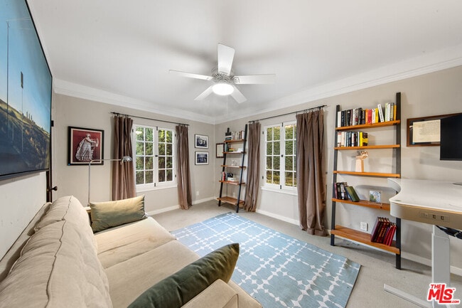 Building Photo - 5918 Canyon Cove