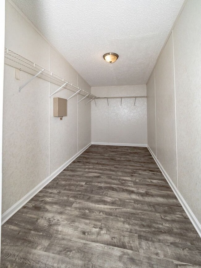 Building Photo - Welcome to this Newly Remodeled  Home in a Stellar Location