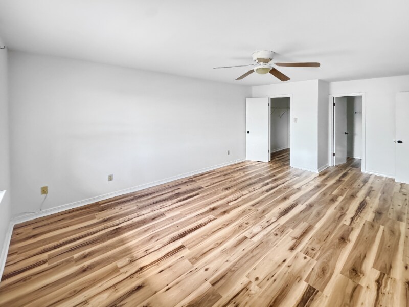 Building Photo - 4289 Lac Saint Pierre Dr