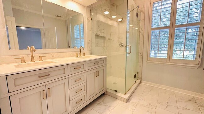 Building Photo - 622 Wisteria Ln