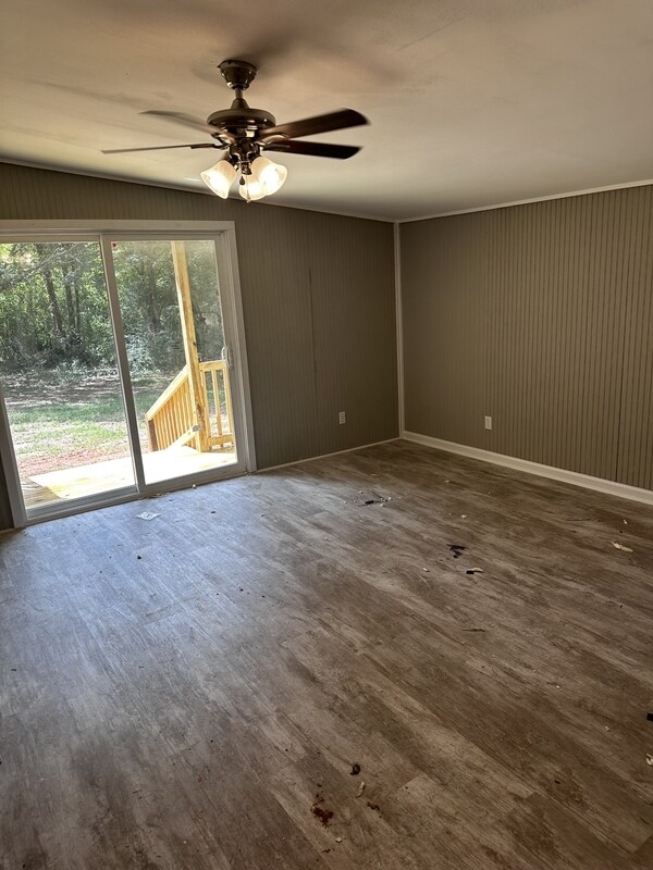 Building Photo - 3252 Colham Ferry Rd