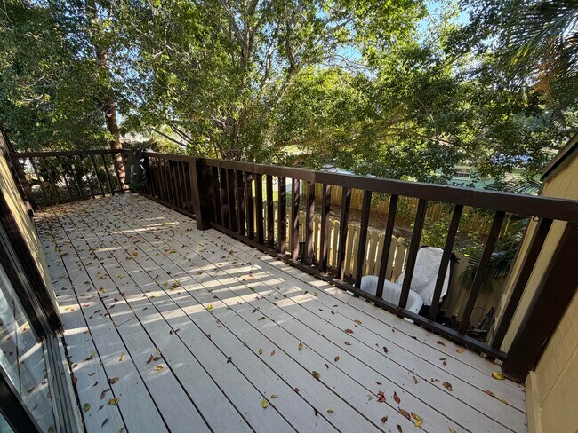 Building Photo - 1584 39th Ave