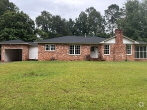 Building Photo - 145 Riverside Dr
