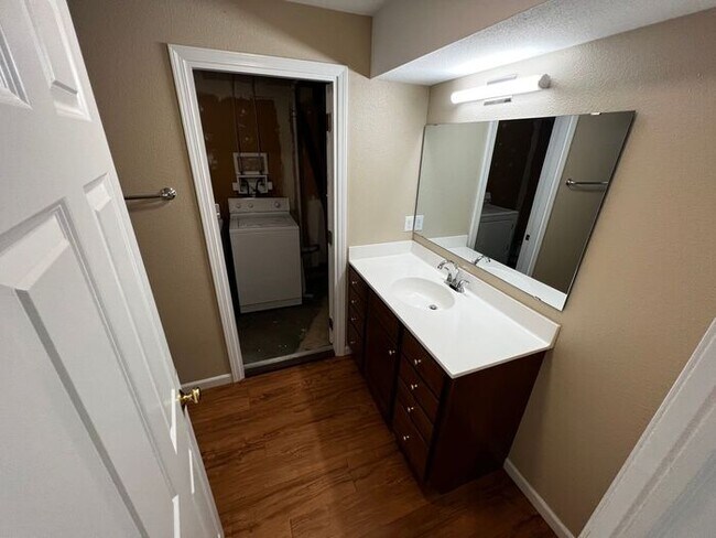 Building Photo - $1,995 | 4 Bedroom, 2.5 Bathroom Multi Floor Duplex | No Pets | Available for an August 1st, 2026...