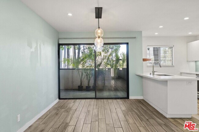 Building Photo - 1802 20th St