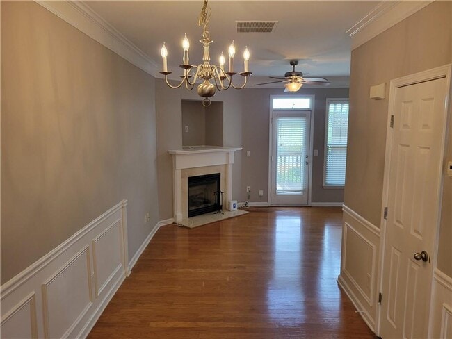 Building Photo - 831 Commonwealth Ave SE