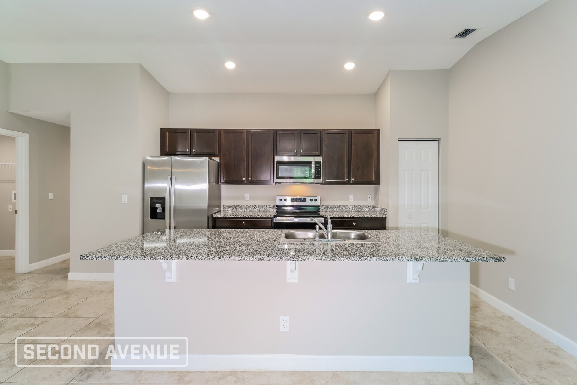 Building Photo - 256 Santo Domingo Ave SW