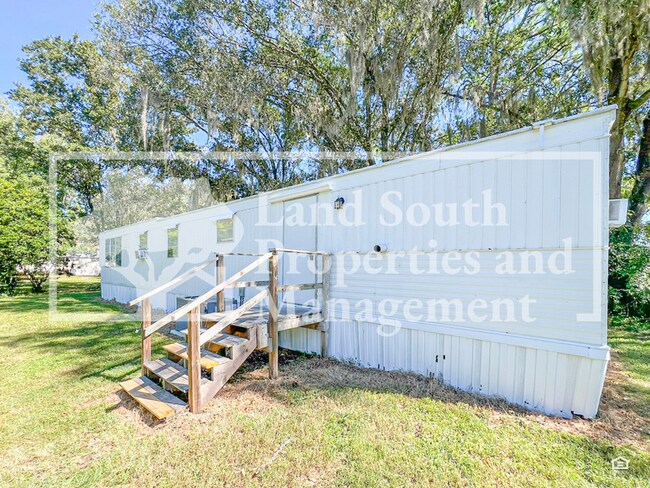 Building Photo - 2218 Ellie Rd