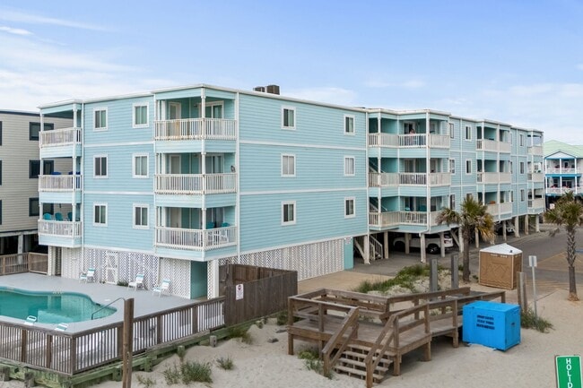 Building Photo - Shore Thing: Seasonal Beachfront Rental (Nov 1 - February 28, 2026)
