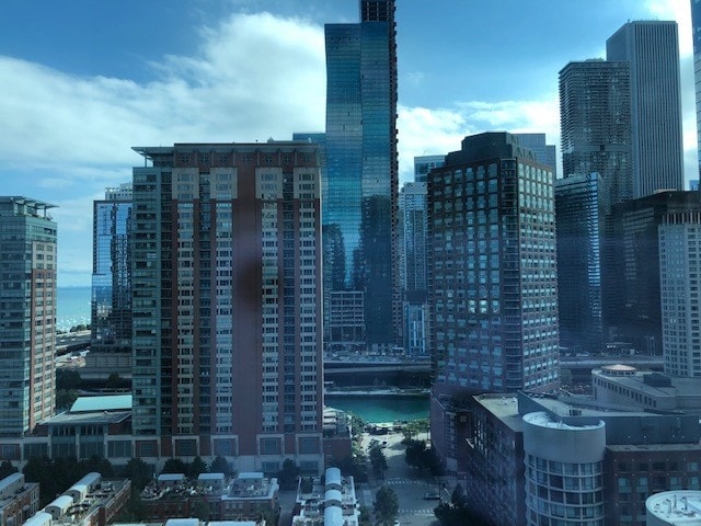 Building Photo - 505 N McClurg Ct