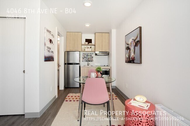 Building Photo - 4046 8th Ave NE