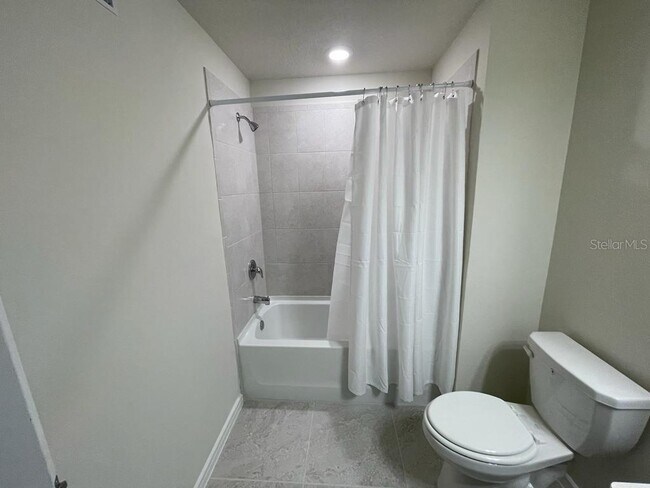 Building Photo - 2760 Bright Bird Ln