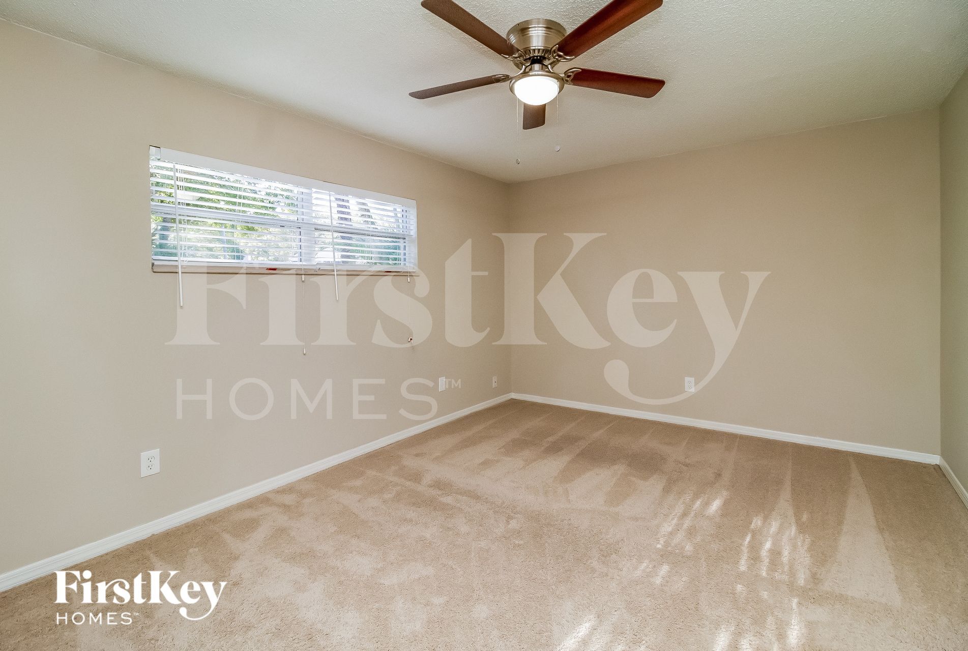 Building Photo - 8618 Vannoy Ct