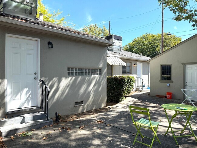 Building Photo - 3714 Folsom Blvd