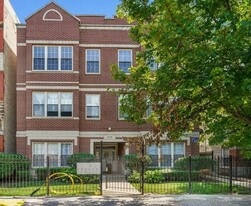 Building Photo - 2119 W Washington Blvd